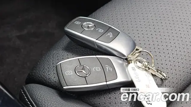 Mercedes-Benz C-Class 2020 — Şəkil 10/34
