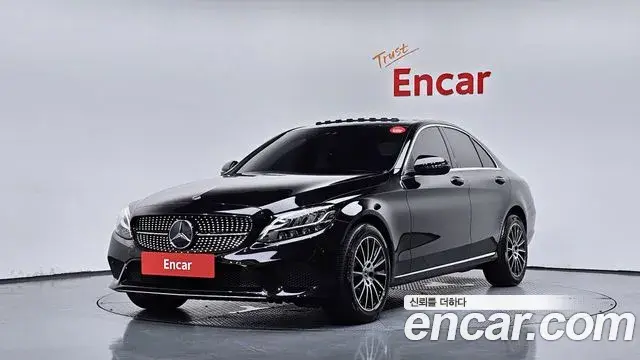 Mercedes-Benz C-Class 2019 — Şəkil 20/32