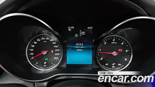 Mercedes-Benz C-Class 2019 — Şəkil 5/32