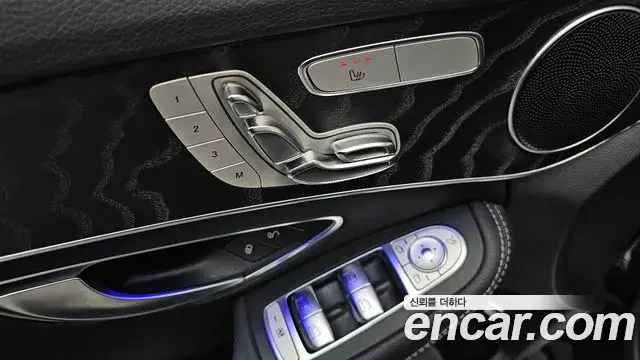 Mercedes-Benz C-Class 2019 — Şəkil 10/32