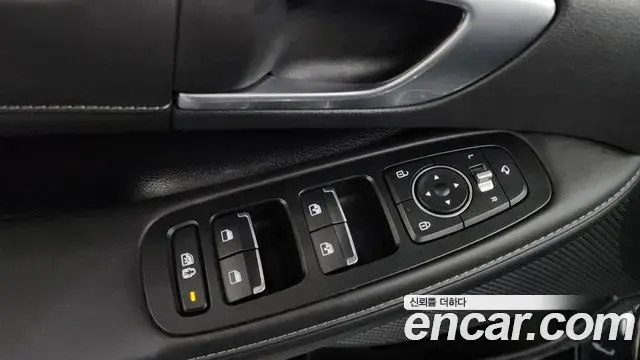 Hyundai Sonata Hybrid 2022 — Şəkil 16/30
