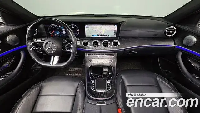 Mercedes-Benz E-Class 2020 — Фото 7/20