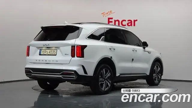 Kia Sorento 2022 — Фото 2/20