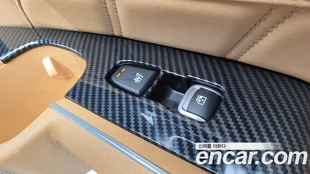 Kia Sorento 2022 — Фото 16/20