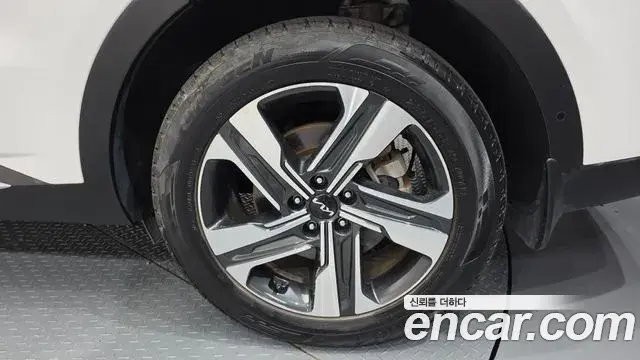 Kia Sorento 2022 — Şəkil 32/40