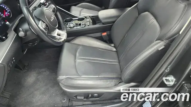 Kia K5 2023 — Photo 9/30