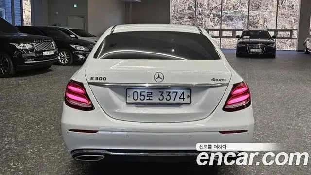 Mercedes-Benz E-Class 2019 — Фото 3/20