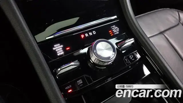 Jeep Grand Cherokee 2022 — Фото 9/20