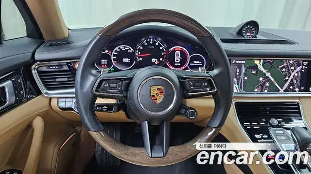 Porsche Panamera 2022 — Фото 13/20
