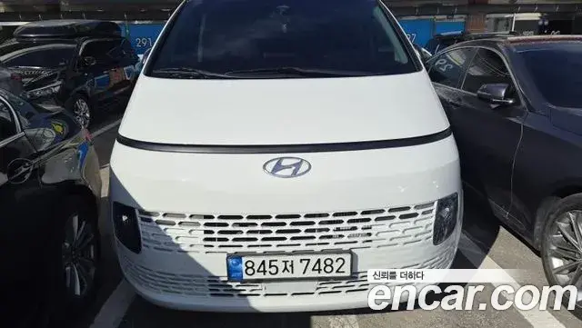 Hyundai Staria 2022 — Фото 10/14