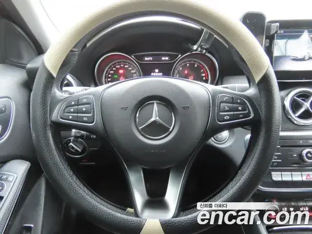 Mercedes-Benz GLA-Class 2019 — Фото 9/20