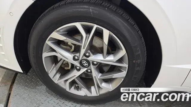 Hyundai Sonata 2022 — Фото 16/20