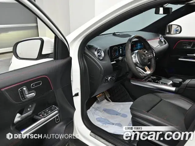Mercedes-Benz GLA-Class 2020 — Фото 10/20