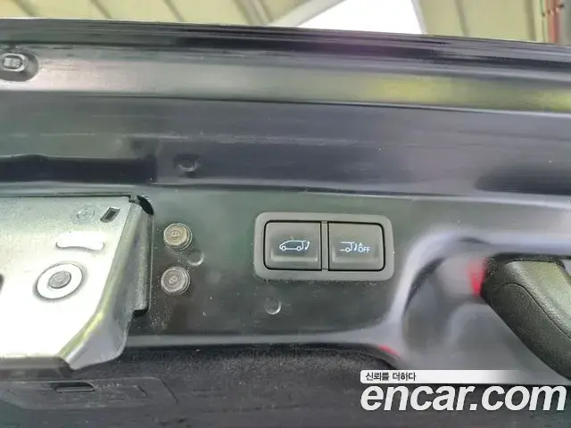 Hyundai Staria 2025 — Фото 14/20