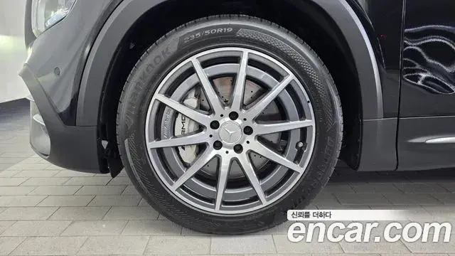 Mercedes-Benz GLB-Class 2022 — Фото 5/20