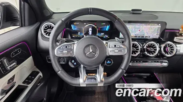 Mercedes-Benz GLB-Class 2022 — Фото 13/20