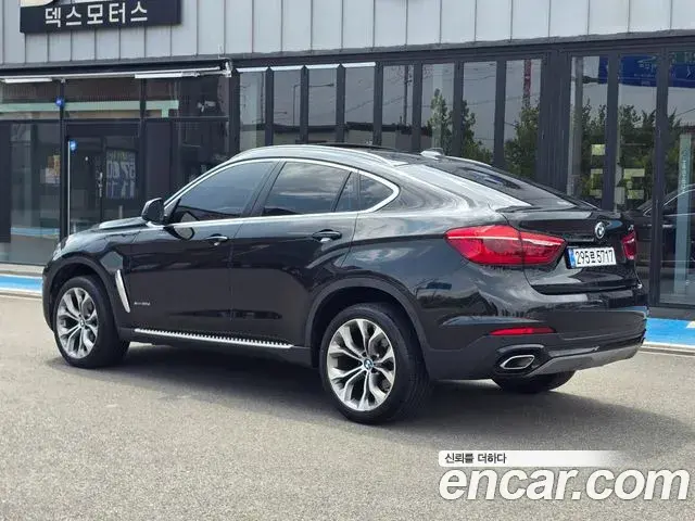 BMW X6 2018 — Фото 1/20