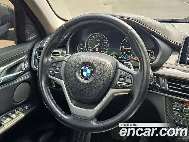 BMW X6 2018 — Фото 11/20
