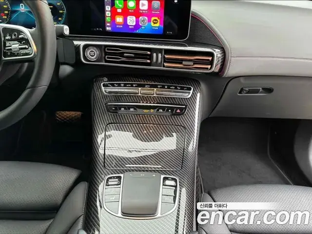 Mercedes-Benz EQC 2020 — ფოტო 5/20