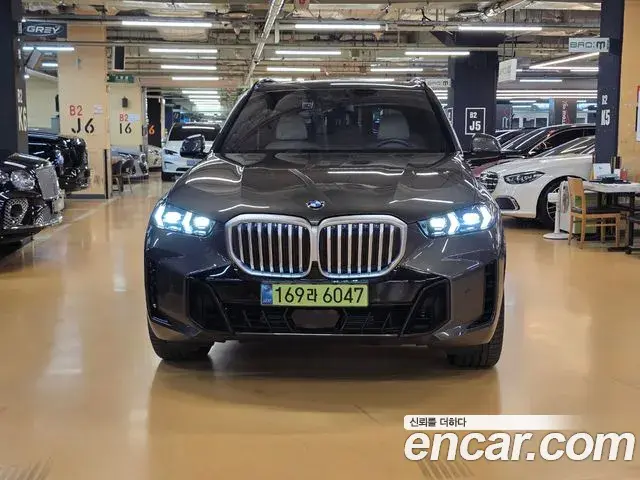 BMW X5 2025 — Фото 2/20