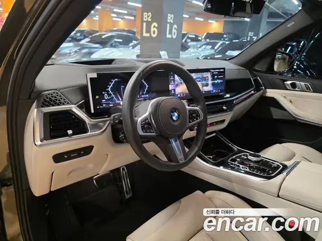 BMW X5 2025 — Фото 10/20