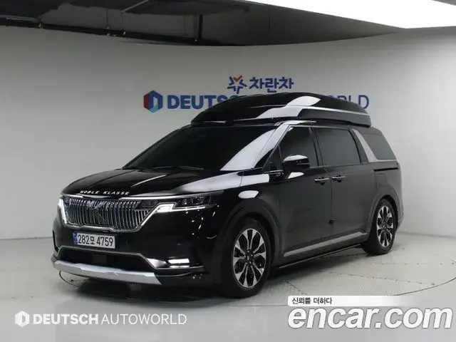 Kia Carnival 2023 — Фото 1/20