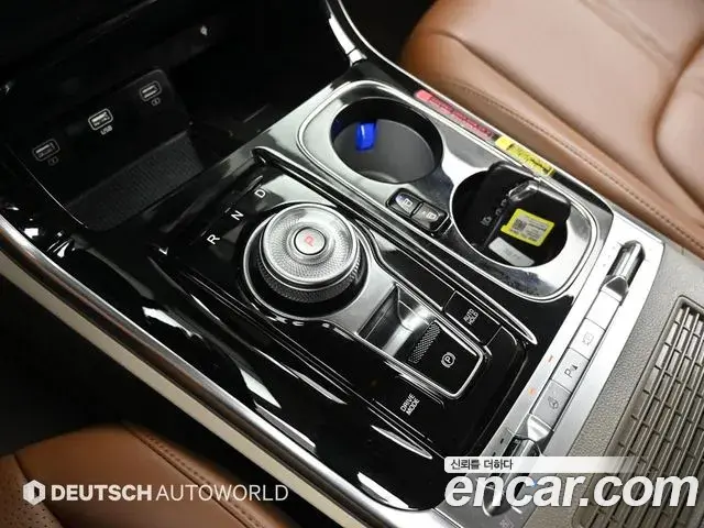Kia Carnival 2023 — Фото 9/20