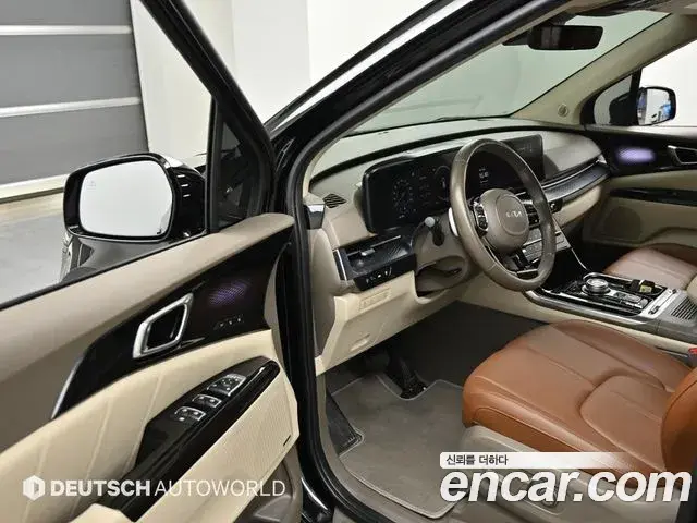 Kia Carnival 2023 — Фото 11/20