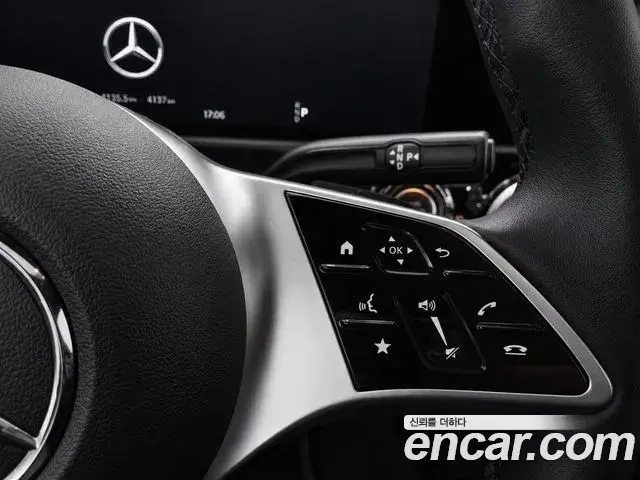 Mercedes-Benz A-Class 2025 — Фото 9/15
