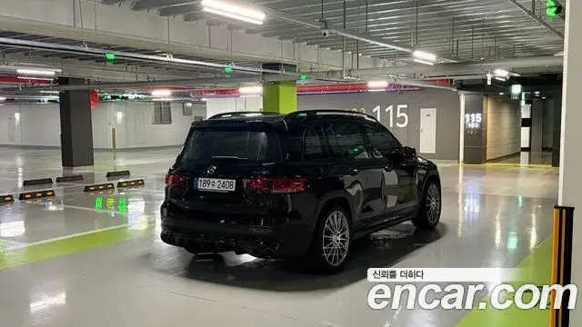 Mercedes-Benz GLB-Class 2023 — Фото 1/20