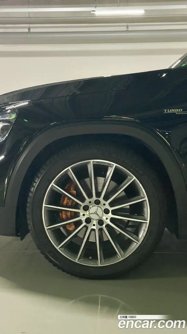 Mercedes-Benz GLB-Class 2023 — Фото 4/20