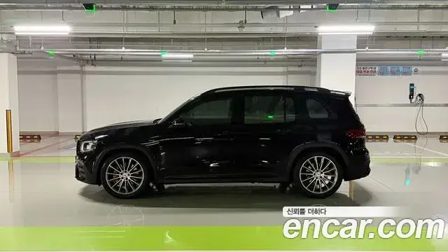 Mercedes-Benz GLB-Class 2023 — Фото 16/20
