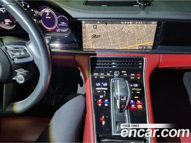Porsche Panamera 2021 — Photo 10/20