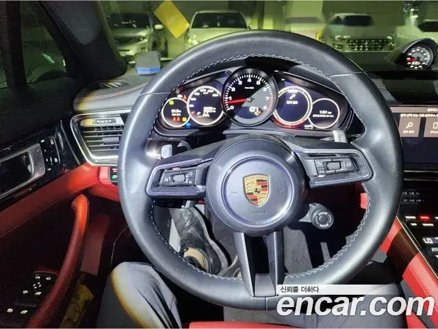 Porsche Panamera 2021 — Photo 20/20