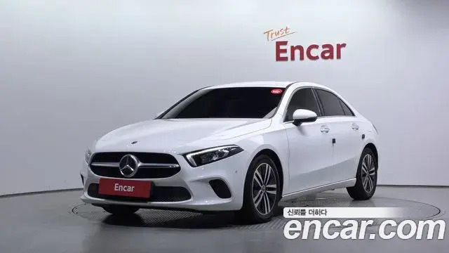 Mercedes-Benz A-Class 2021 — Фото 1/20