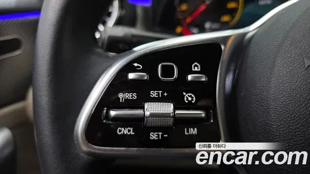 Mercedes-Benz A-Class 2021 — Фото 18/20
