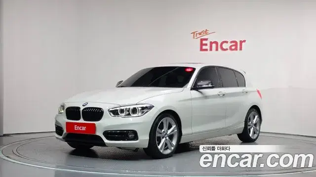 BMW 1 Series 2019 — Фото 1/20