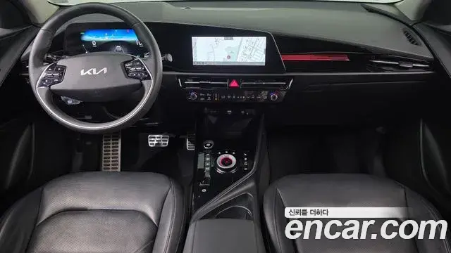 Kia Niro 2022 — Фото 7/20