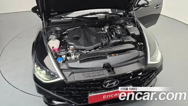 Hyundai Sonata 2022 — Фото 6/20