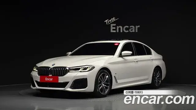BMW 5 Series 2022 — Фото 1/20