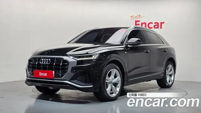 Audi Q7 2023 — Фото 1/20