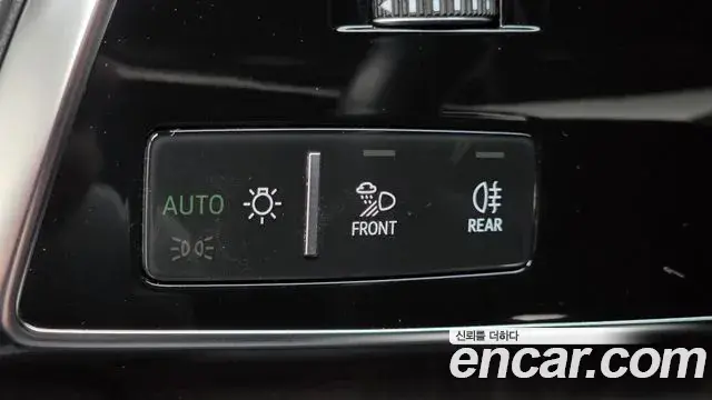 Audi Q7 2023 — Фото 14/20