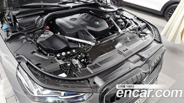 BMW 5 Series 2025 — Фото 6/20