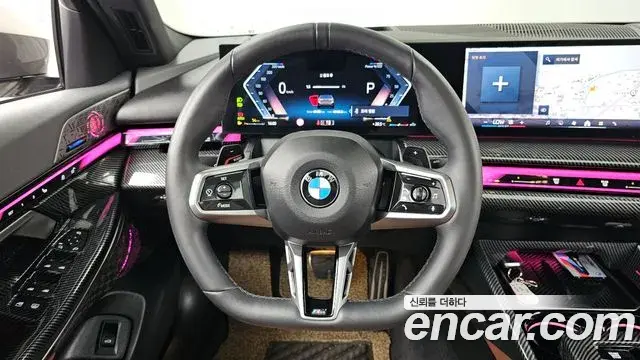 BMW 5 Series 2025 — Фото 13/20