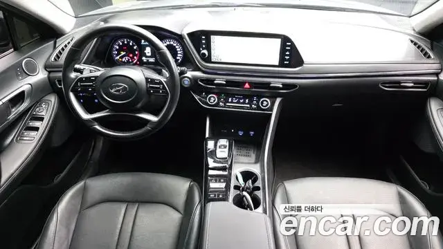 Hyundai Sonata 2022 — Фото 7/20
