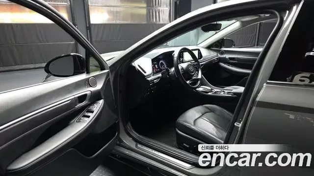Hyundai Sonata 2022 — Фото 10/20