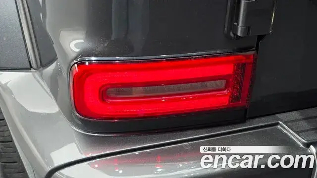 Mercedes-Benz G-Class 2022 — ფოტო 13/35