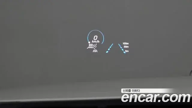Mercedes-Benz E-Class 2023 — Photo 14/20