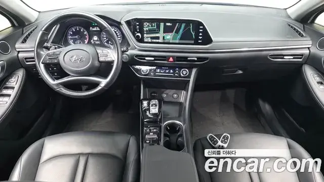 Hyundai Sonata 2021 — Фото 7/20