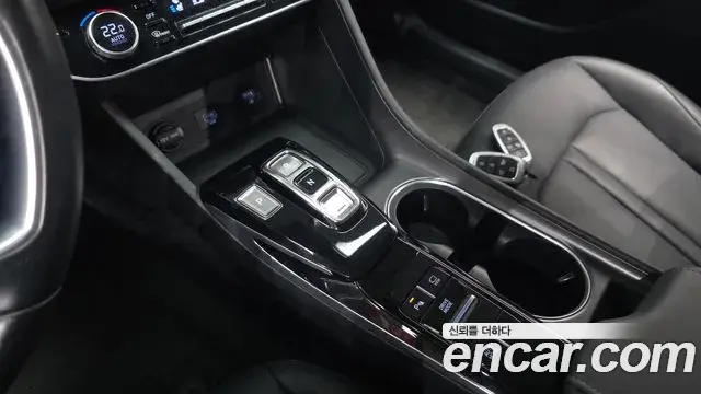 Hyundai Sonata 2021 — Фото 9/20